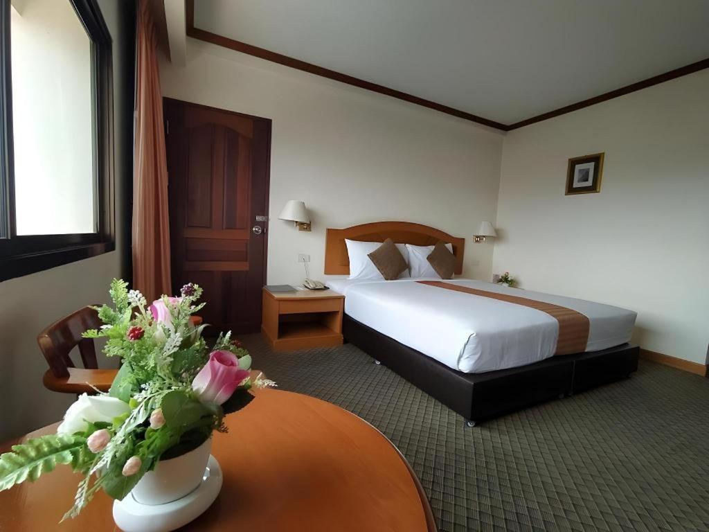 Sing Golden Place Hotel Hat Yai Ngoại thất bức ảnh